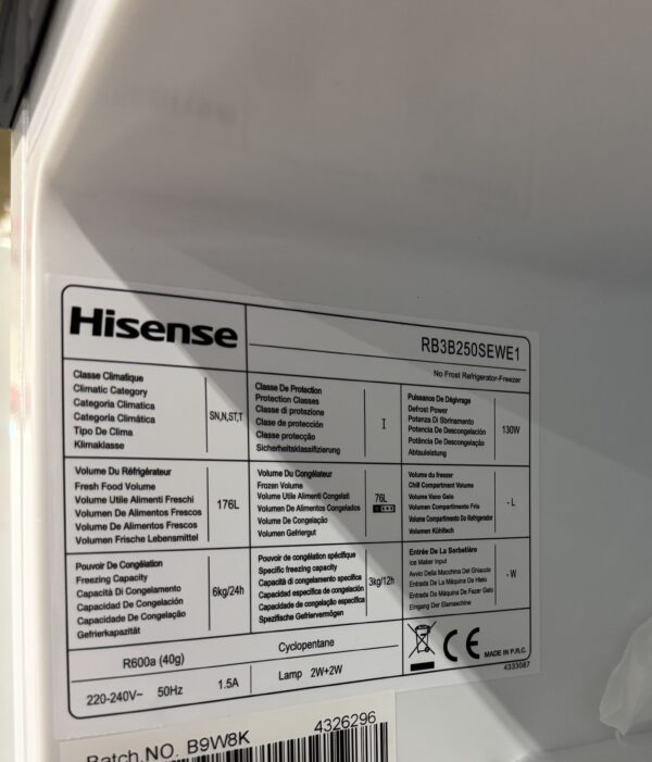 Hisense Helintegrerad kyl/frys RB3B250SEWE1 - Bild 2